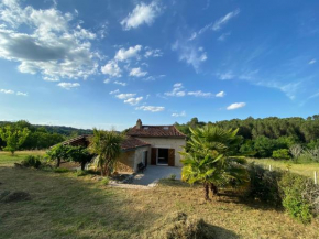 Maison en pierre à la campagne en Périgord Dordogne